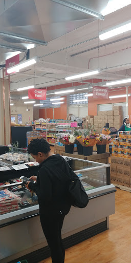 Grocery Store «Daily Table Grocery», reviews and photos, 450 Washington St, Dorchester Center, MA 02124, USA