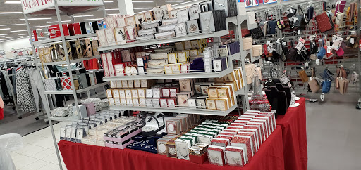 Clothing Store «Burlington Coat Factory», reviews and photos, 2520 Rudkin Rd, Union Gap, WA 98903, USA