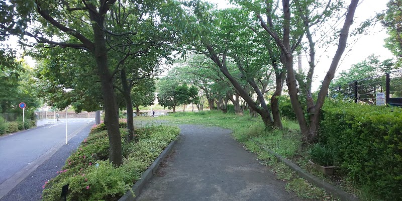 岡本緑地公園