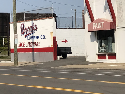 Hardware Store «BROOKS LUMBER», reviews and photos, 2200 Trumbull Ave, Detroit, MI 48216, USA