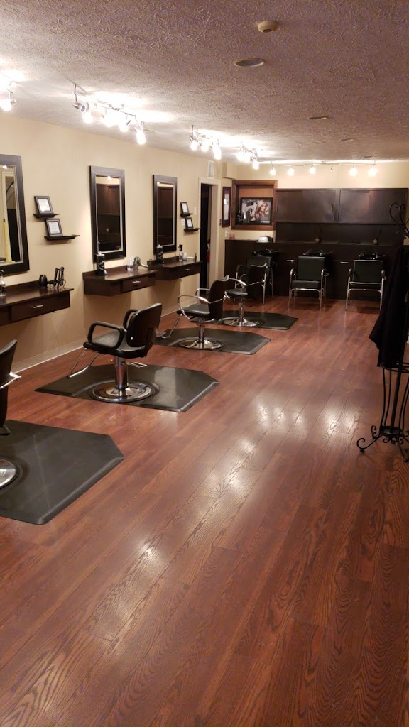 Salon Bliss 37814