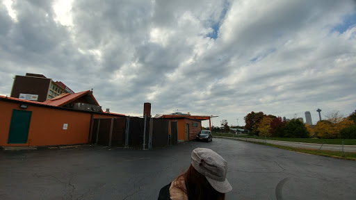 Hotel «Howard Johnson Closest to the Falls and Casino», reviews and photos, 454 Main St, Niagara Falls, NY 14301, USA