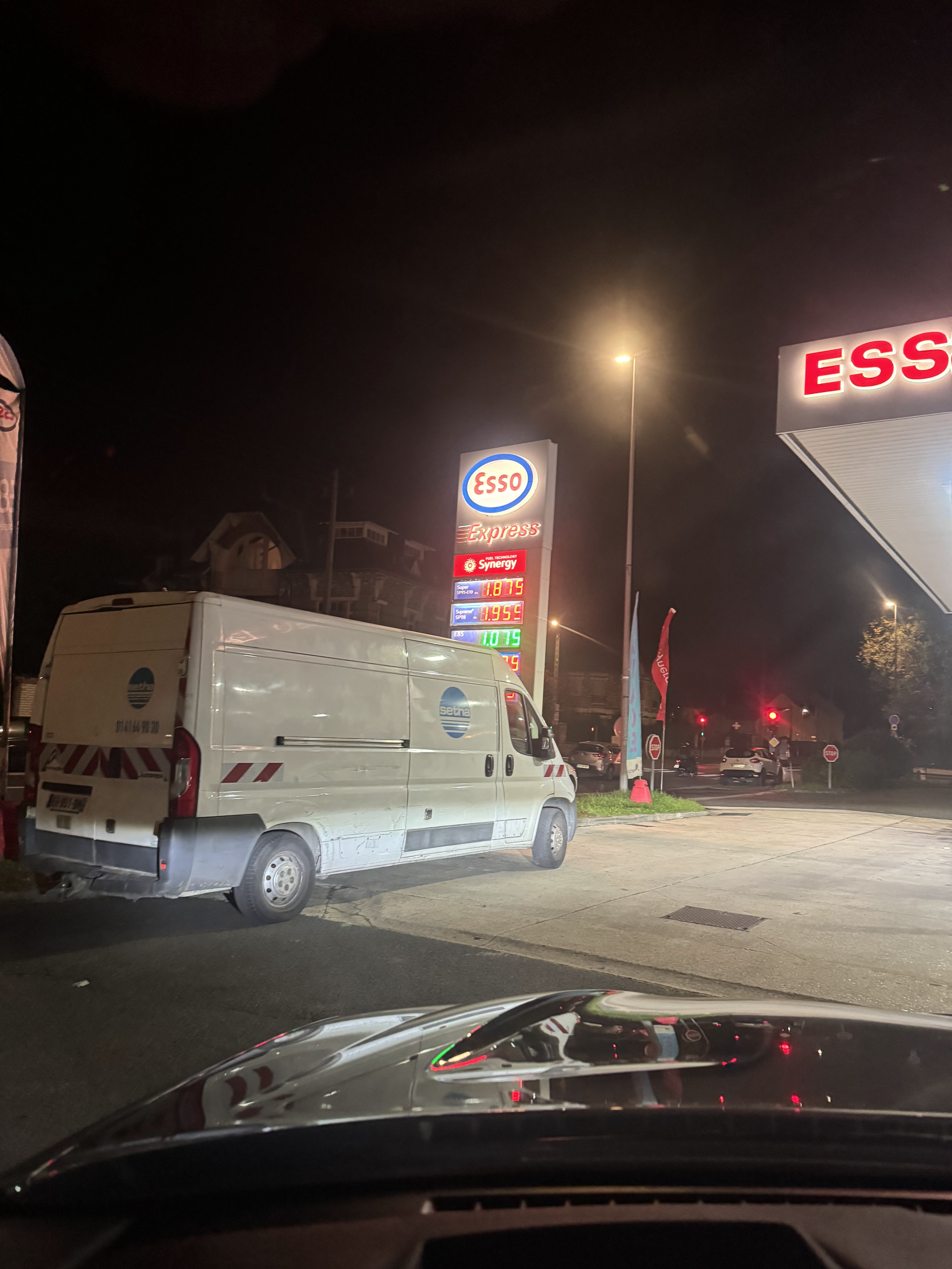 Photo n° 50 de l'avis de Massimo.a fait le 08/11/2023 à 13:53