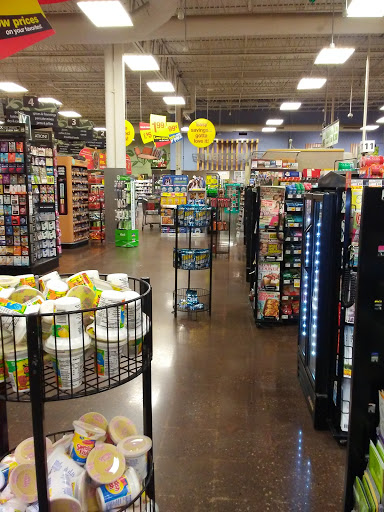 Grocery Store «Kroger», reviews and photos, 525 E Clifty Dr, Madison, IN 47250, USA