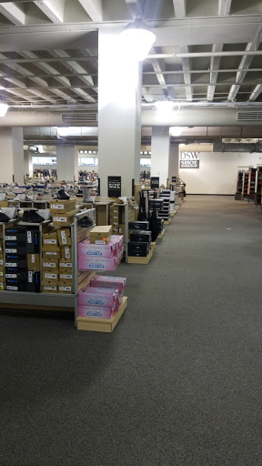 Shoe Store «DSW Designer Shoe Warehouse», reviews and photos, 7 Neponset St, Worcester, MA 01606, USA