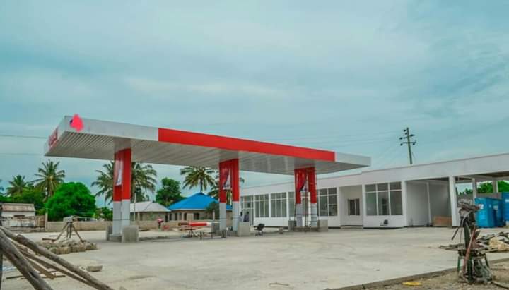 TOP OIL PETROL STATION