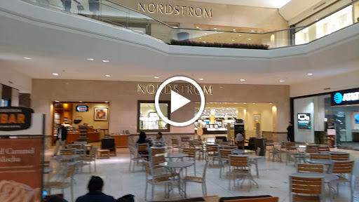 Clothing Store «Neiman Marcus», reviews and photos, 1200 Morris Turnpike, Short Hills, NJ 07078, USA