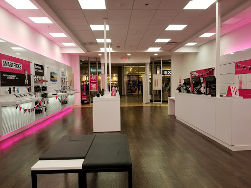 Shopping Mall «Wilton Mall», reviews and photos, 3065 NY-50, Saratoga Springs, NY 12866, USA