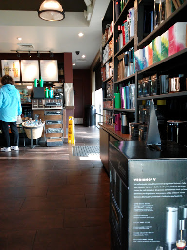 Coffee Shop «Starbucks», reviews and photos, 7802 Olson Memorial Hwy, Golden Valley, MN 55427, USA