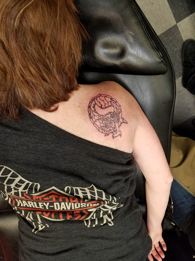 Tattoo Shop «Body Armor», reviews and photos, 3101 S Westnedge Ave, Kalamazoo, MI 49008, USA