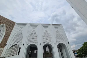 Masjid Agung Al Muttaqin image