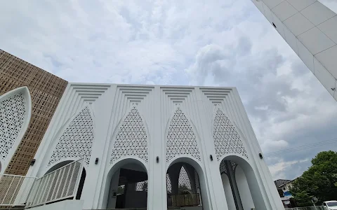 Masjid Agung Al Muttaqin image