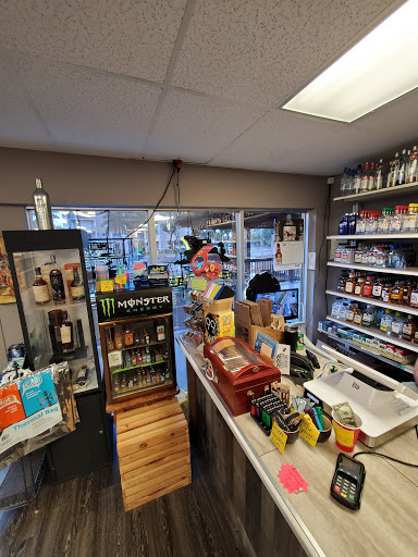 Liquor Store «Beach Discount Liquor & Wine», reviews and photos, 1133 Estero Blvd # 104, Fort Myers Beach, FL 33931, USA