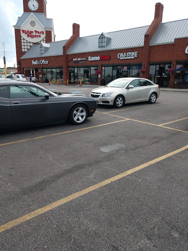 GameStop, 4828 Ridge Rd, Brooklyn, OH 44144, USA, 
