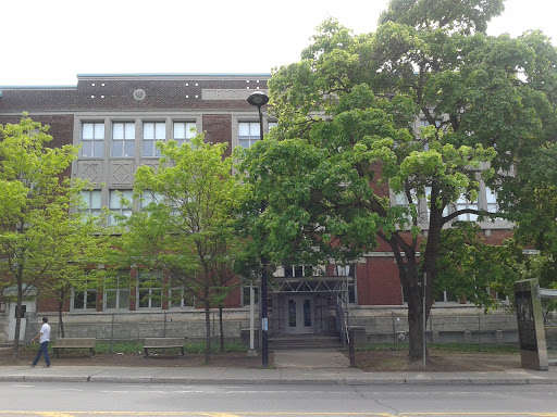 École Saint-Pascal-Baylon (Commission scolaire de Montréal)