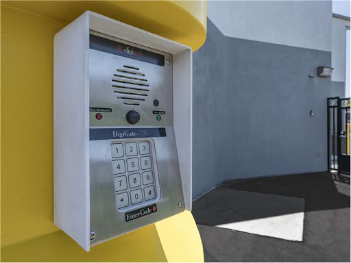 Extra Space Storage image