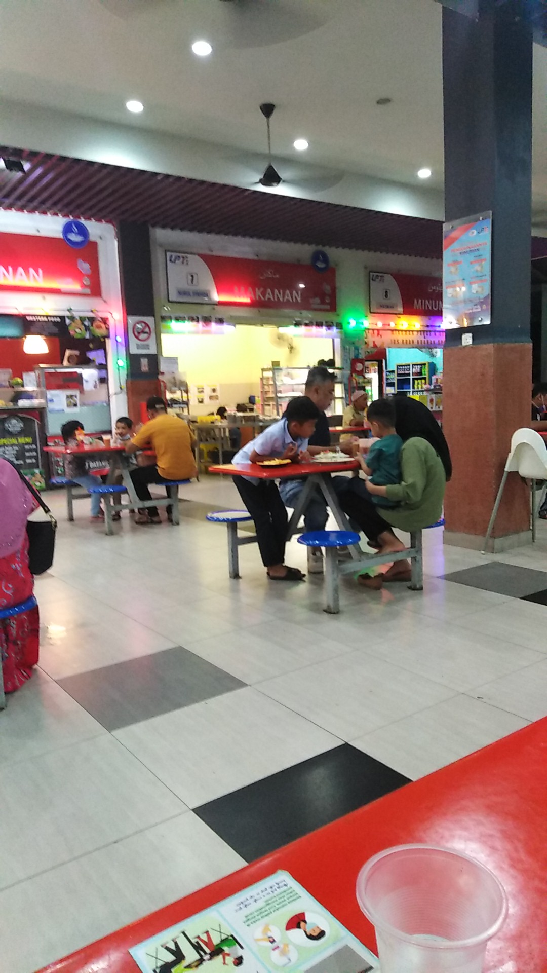 Food Court RR PAKA