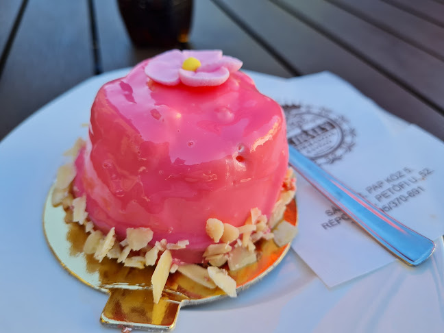 Sárvár, Dózsa György út 17, 9600