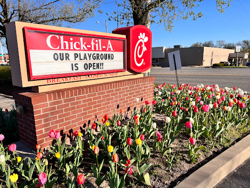 Fast Food Restaurant «Chick-fil-A», reviews and photos, 11997 Manchester Rd, Des Peres, MO 63131, USA