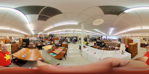 Thrift Store «Metrocrest Resale», reviews and photos, 2661 Midway Rd #207, Carrollton, TX 75006, USA