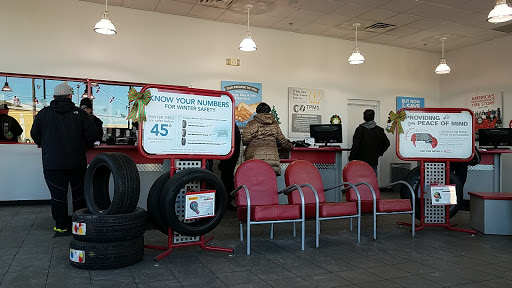 Tire Shop «Discount Tire Store - Oak Lawn, IL», reviews and photos, 6635 95th St, Oak Lawn, IL 60453, USA