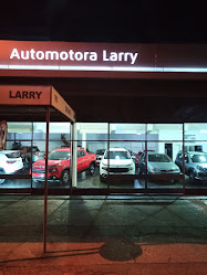 Automotora Larry