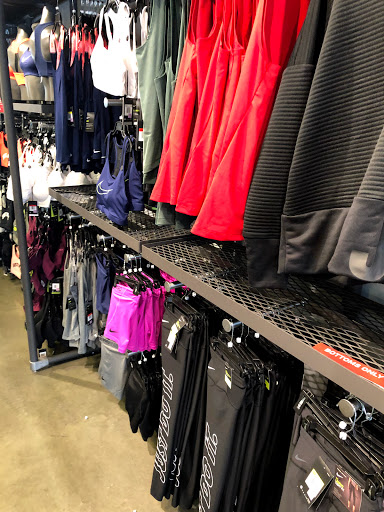Sporting Goods Store «Nike Factory Store», reviews and photos, 20 Killingworth Tpke #155, Clinton, CT 06413, USA