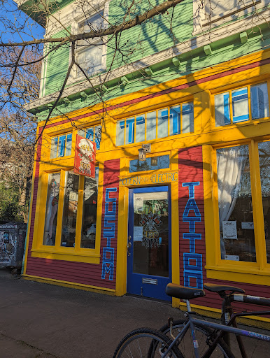 Tattoo Shop «Freaks and Geeks Tattoo Studio», reviews and photos, 5014 NE 24th Ave, Portland, OR 97211, USA