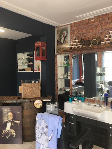 Angelo's barber shop - Bristol