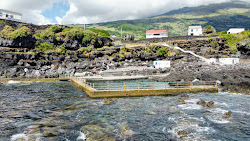 Foto von Piscina de Sao Mateus mit eine gerade küstenlinie