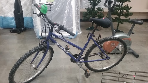 Thrift Store «Miracle Hill Thrift Store», reviews and photos, 206 New Neely Ferry Rd, Mauldin, SC 29662, USA