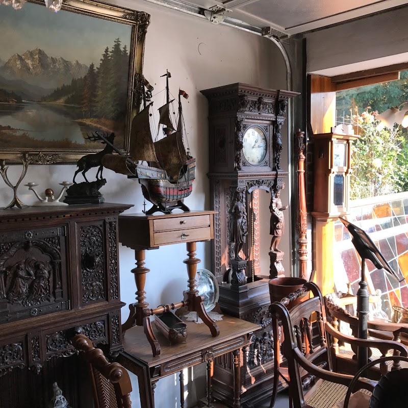 Antik Möbel Restauration An- & Verkauf