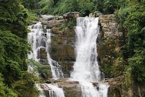 Ramboda Falls View Point image