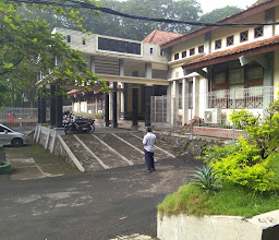 Badan Pengelola Usaha (BPU UNS) photo