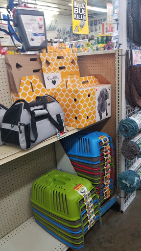 Animal Feed Store «Farmers Feed & Pet Supply», reviews and photos, 1302 E Miner Ave, Stockton, CA 95205, USA