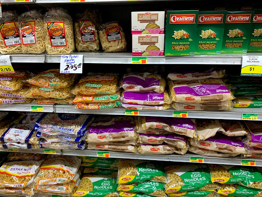 Grocery Store «Broadway Food Center», reviews and photos, 1503 Broadway St, Toledo, OH 43609, USA
