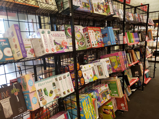 Book Store «Books-A-Million», reviews and photos, 839 Brandon Town Center Dr, Brandon, FL 33511, USA