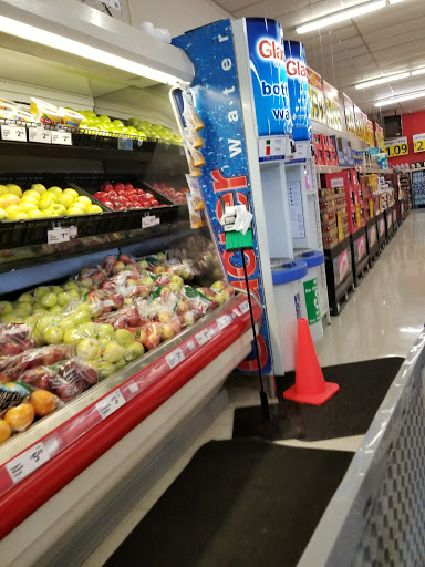 Grocery Store «Save-A-Lot», reviews and photos, 1117 E Commercial St, Springfield, MO 65803, USA