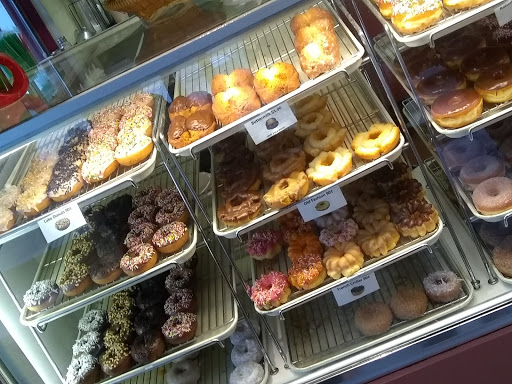 Donut Shop «Donut Express», reviews and photos, 6840 Beach Blvd, Buena Park, CA 90621, USA