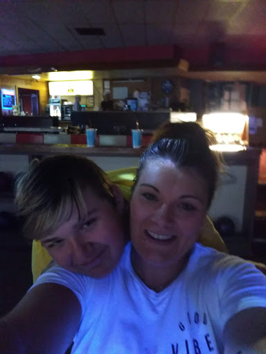 Bowling Alley «Oregon Trail Lanes», reviews and photos, 735 S Columbia River Hwy, St Helens, OR 97051, USA