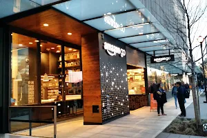 Amazon Go image