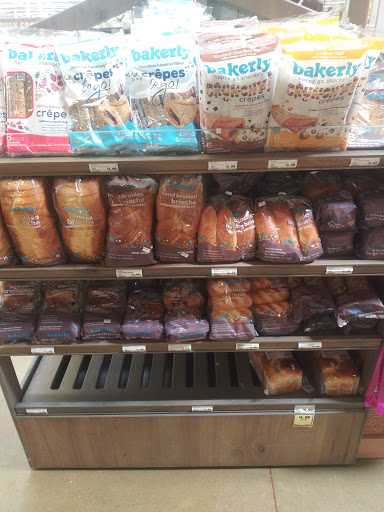 Grocery Store «Fresh Thyme Farmers Market- 86th Indianapolis IN», reviews and photos, 2342 W 86th St, Indianapolis, IN 46260, USA