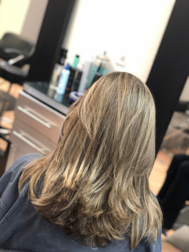 Hair Salon «Great Looks Hair Spa», reviews and photos, 5056 N Dixie Hwy, Oakland Park, FL 33334, USA