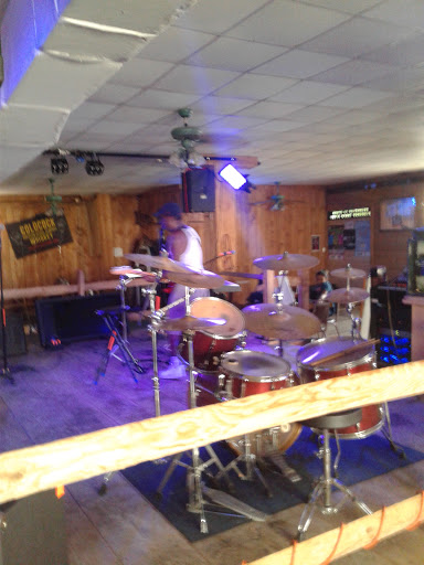 Bar & Grill «Route 61 Roadhouse», reviews and photos, 449 Woodlawn Ave, Sunbury, PA 17801, USA