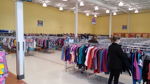 Thrift Store «Goodwill - West St. Paul», reviews and photos, 1361 S Robert St, West St Paul, MN 55118, USA