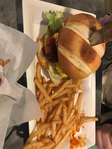 Pizza Restaurant «Round Table Pizza», reviews and photos, 616 NE 81st St, Vancouver, WA 98665, USA