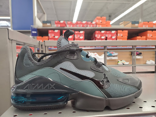 Sporting Goods Store «Academy Sports + Outdoors», reviews and photos, 120 Woody Jones Blvd, Florence, SC 29501, USA