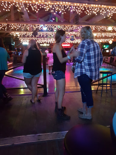 Night Club «The Barn in Sanford», reviews and photos, 1200 S French Ave, Sanford, FL 32771, USA