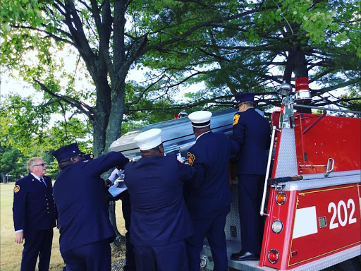 Funeral Home «Plinton Curry Funeral Home», reviews and photos, 411 W Broad St, Westfield, NJ 07090, USA