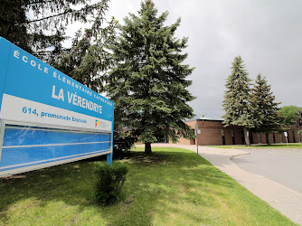 École élémentaire catholique La Vérendrye